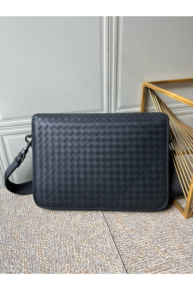 Bottega Veneta Кожаная сумка Premium 30x20x7 см