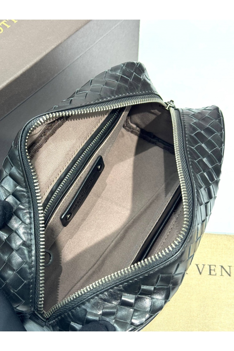 Bottega Veneta Кожаный несессер Intreccio premium 25x14x8 см