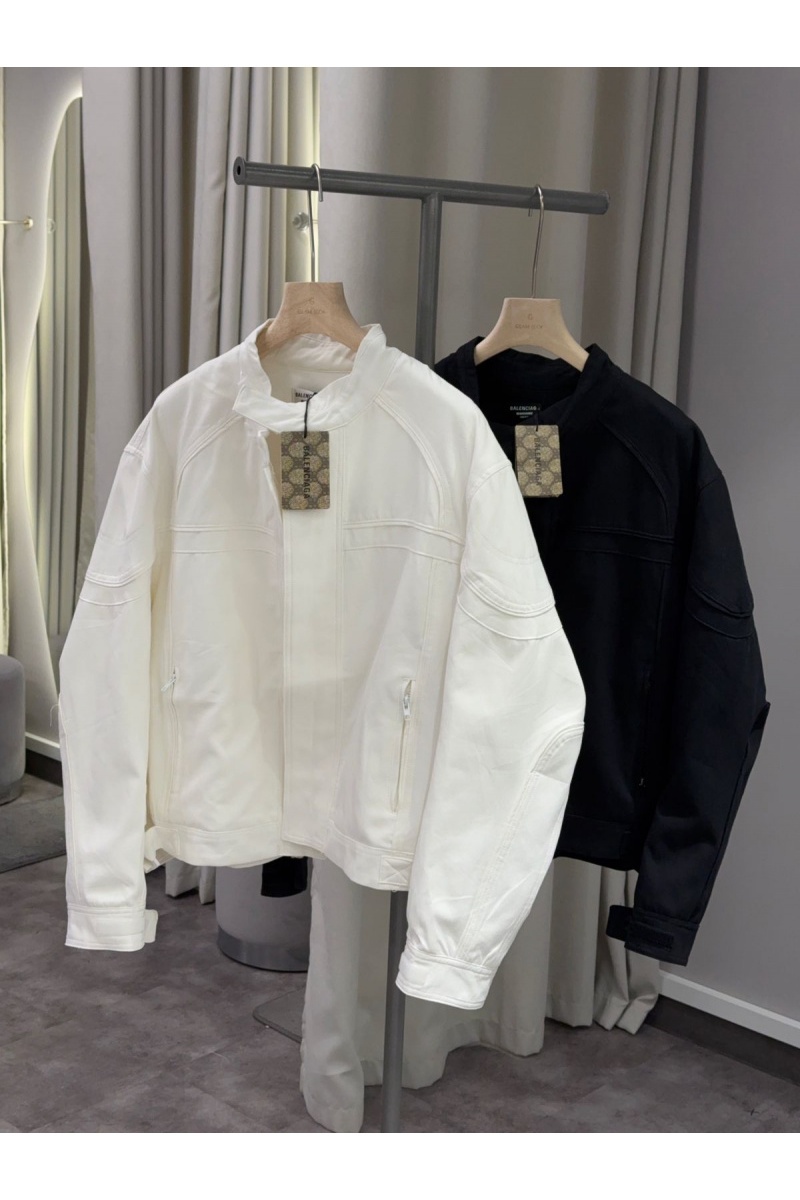 Balenciaga Женская куртка белого цвета 