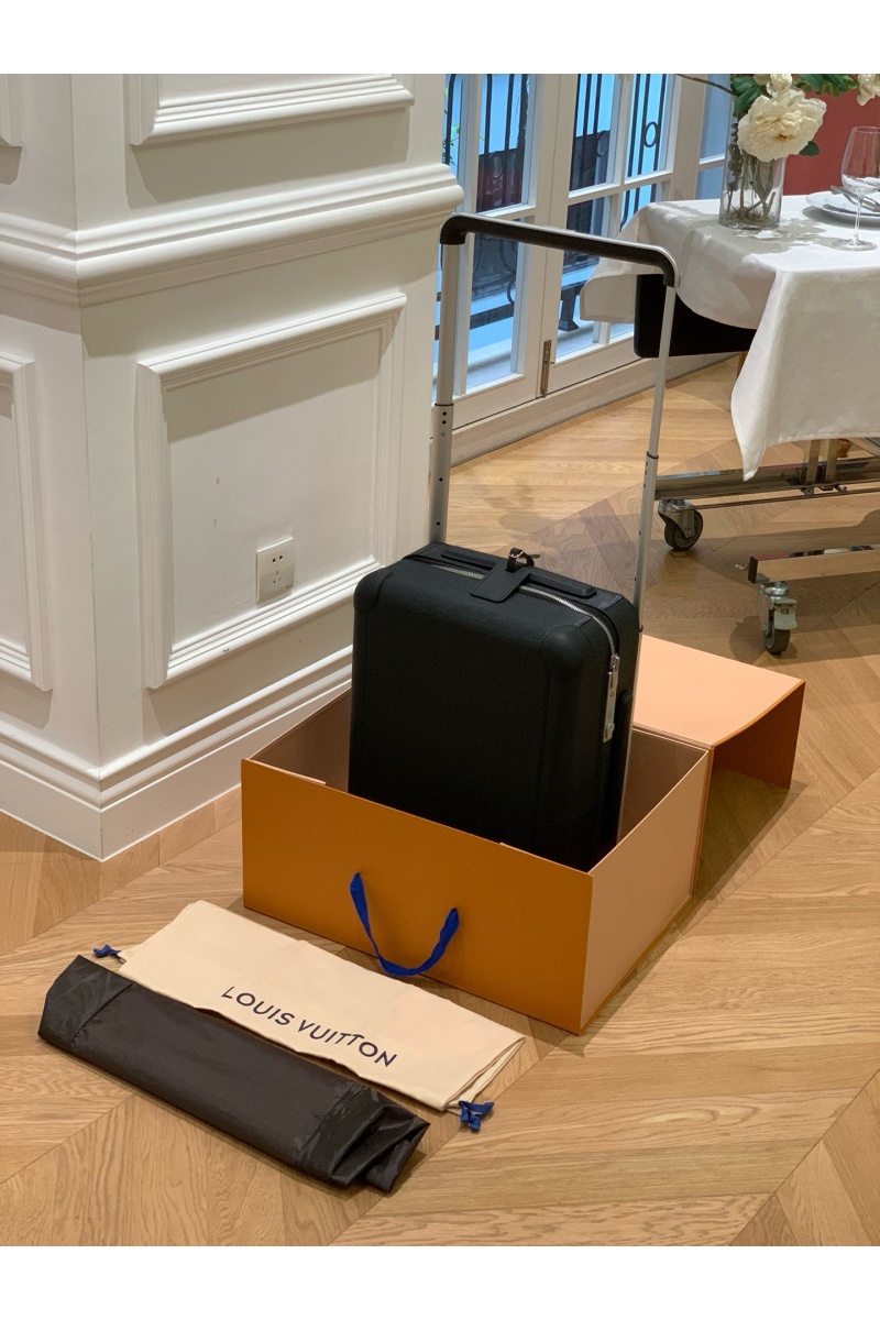 Lоuis Vuittоn Чемодан Horizon premium 53x38x21 см