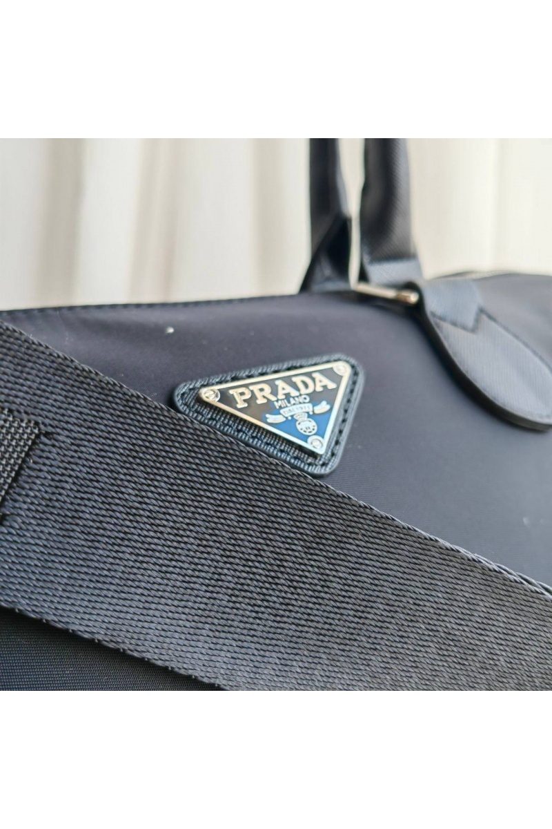 Prada Дорожная сумка  logo-plaque 45x26 см