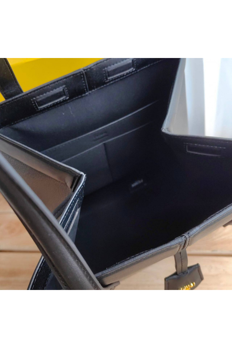 Fendi Кожаная сумка Origami Large 40x27 см