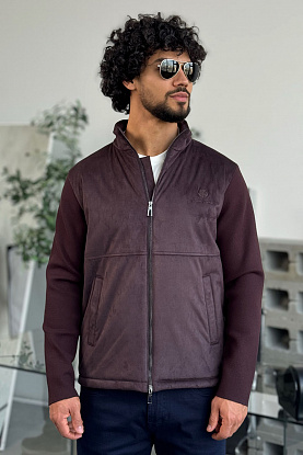 Мужская куртка коричневого цвета