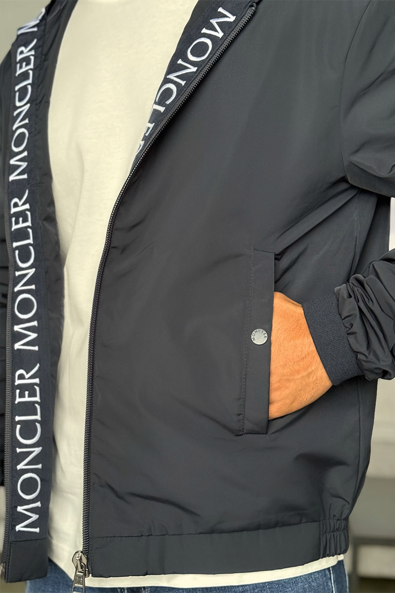 Moncler Мужская ветровка тёмно-синего цвета