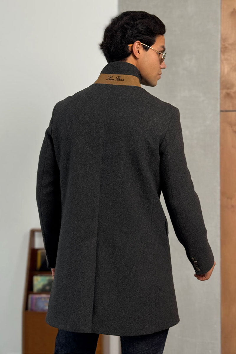 Loro Piana Мужское пальто серого цвета