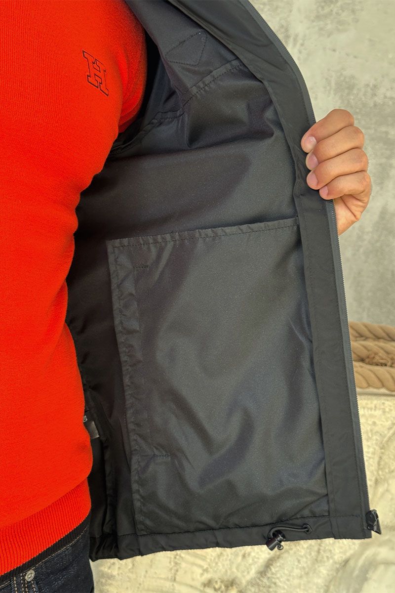 Prada Мужская чёрная ветровка logo-plaque