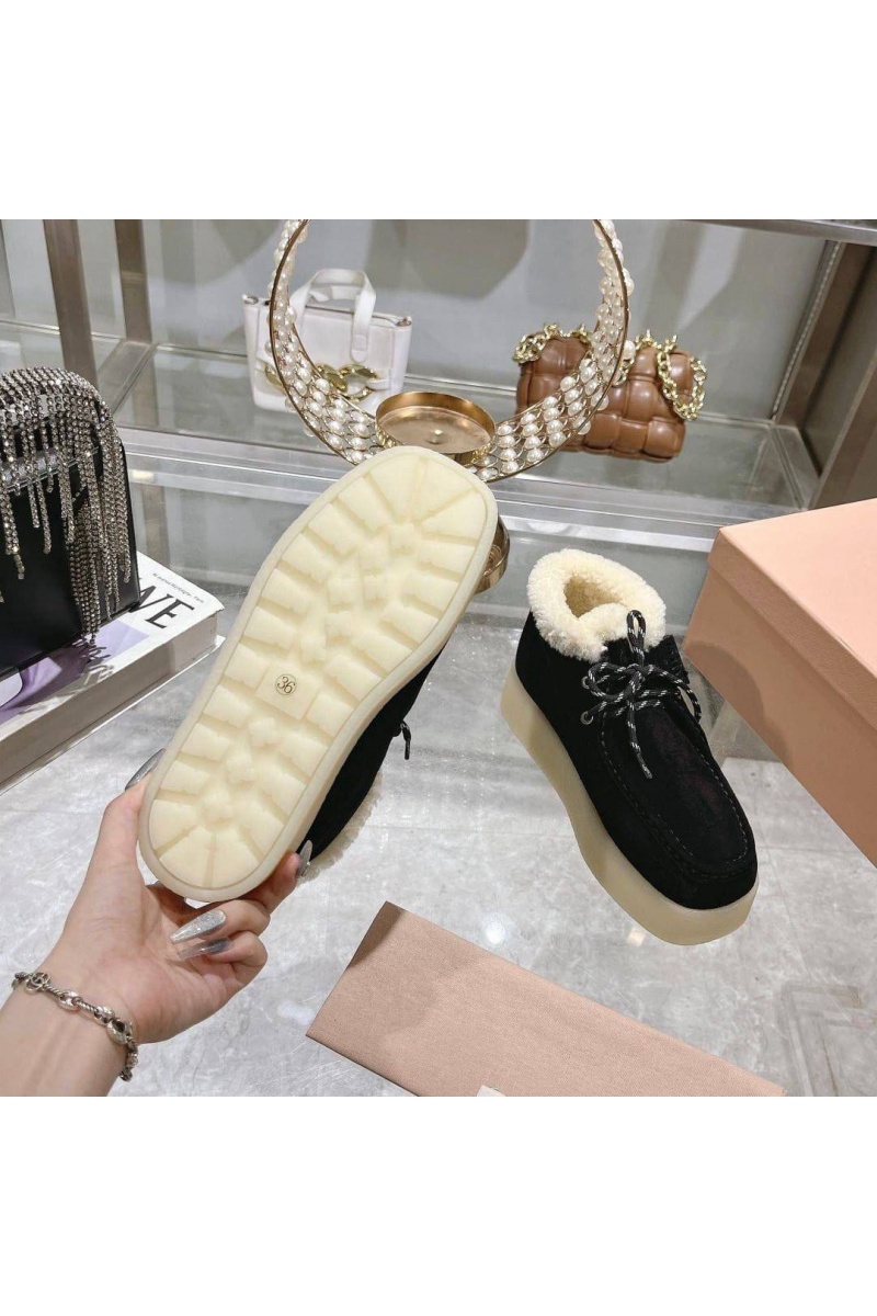 MIU MIU Женские замшевые лоферы с мехом premium