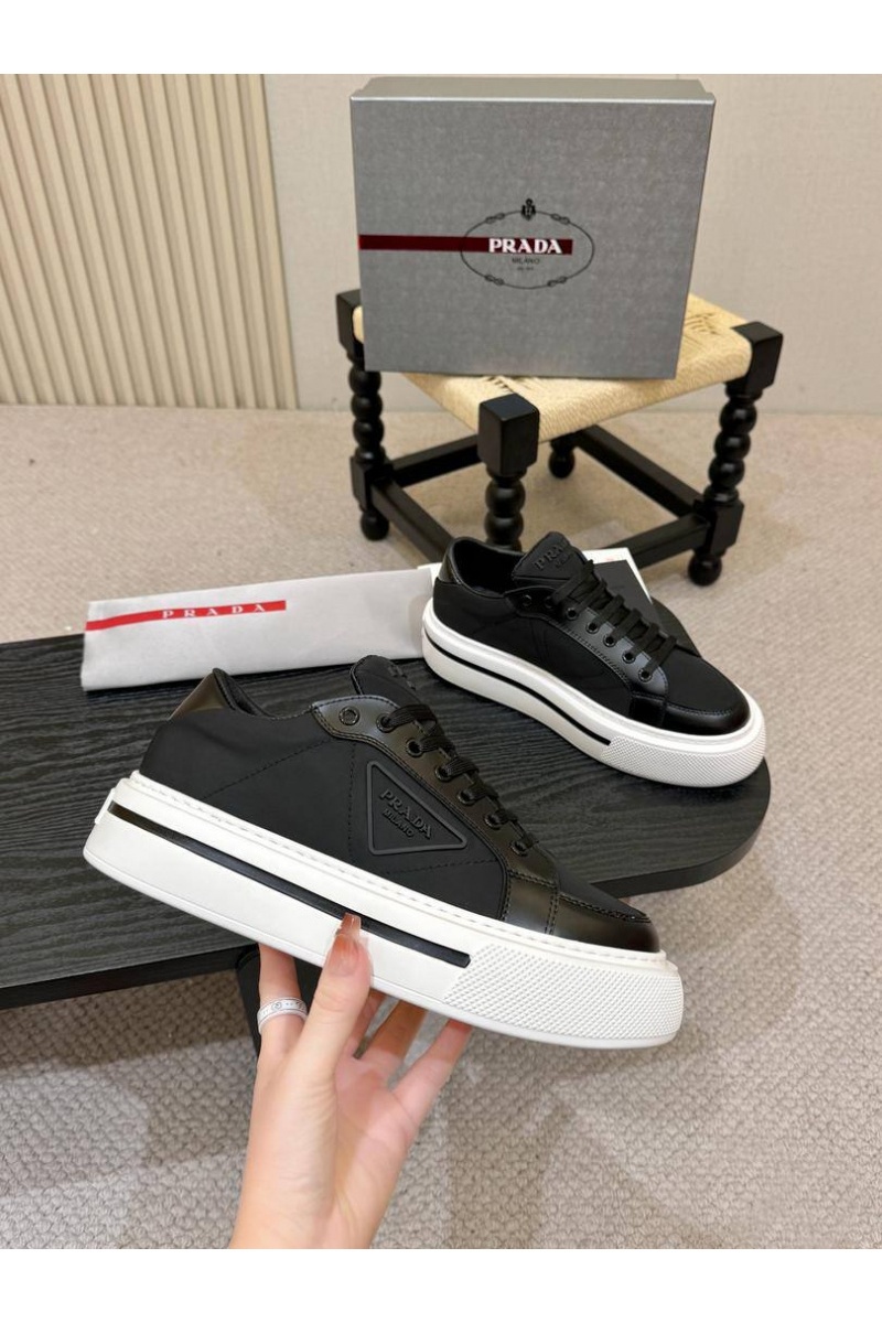 Prada Мужские кроссовки Macro