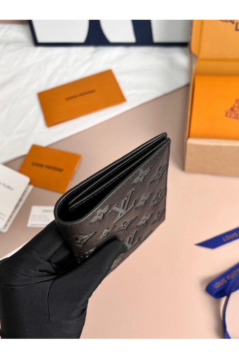 Lоuis Vuittоn Кожаная обложка для паспорта Premium 14x9.5x2 см