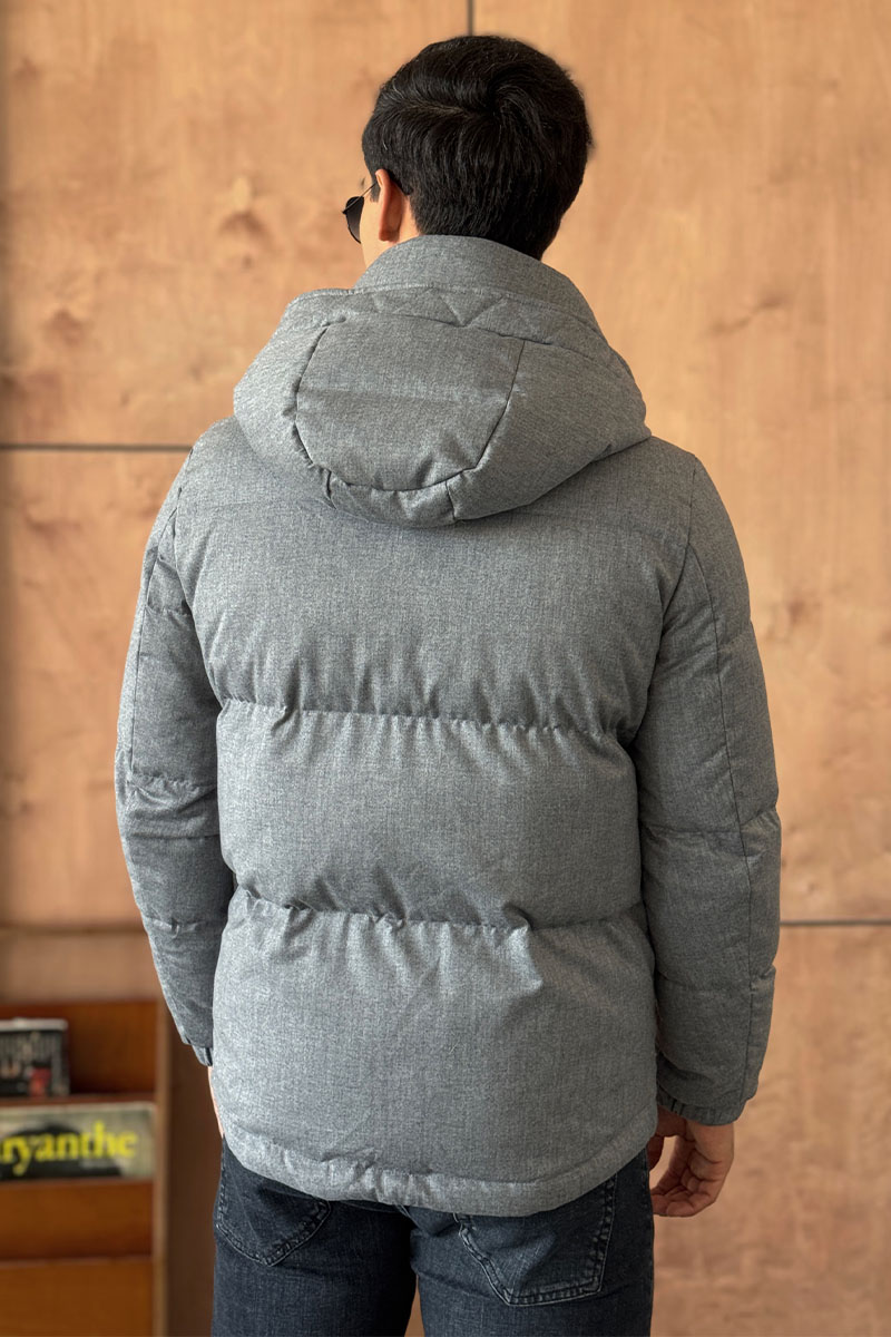 Designer Мужской пуховик серого цвета 