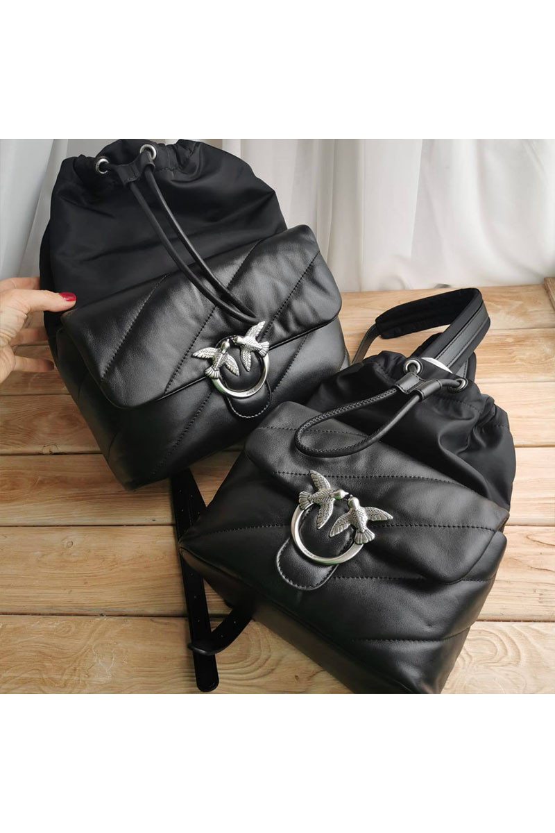 Pinko Чёрный кожаный рюкзак Love Puff 23x28 см