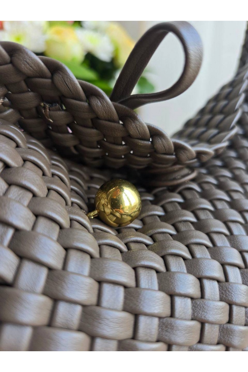 Bottega Veneta Кожаная сумка intrecciato 30x14 см