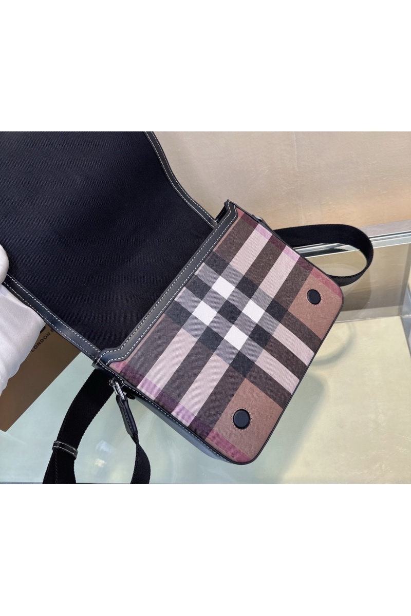 Burberry Кожаная сумка Alfred Premium 25.5x21.5x6.5 см