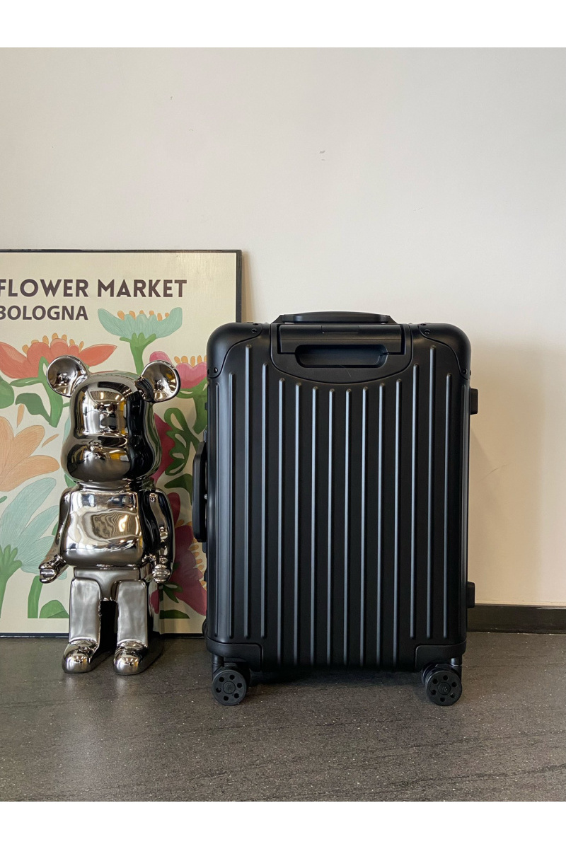 Rimowa Чемодан Aluminum S Premium 54x36x23 см