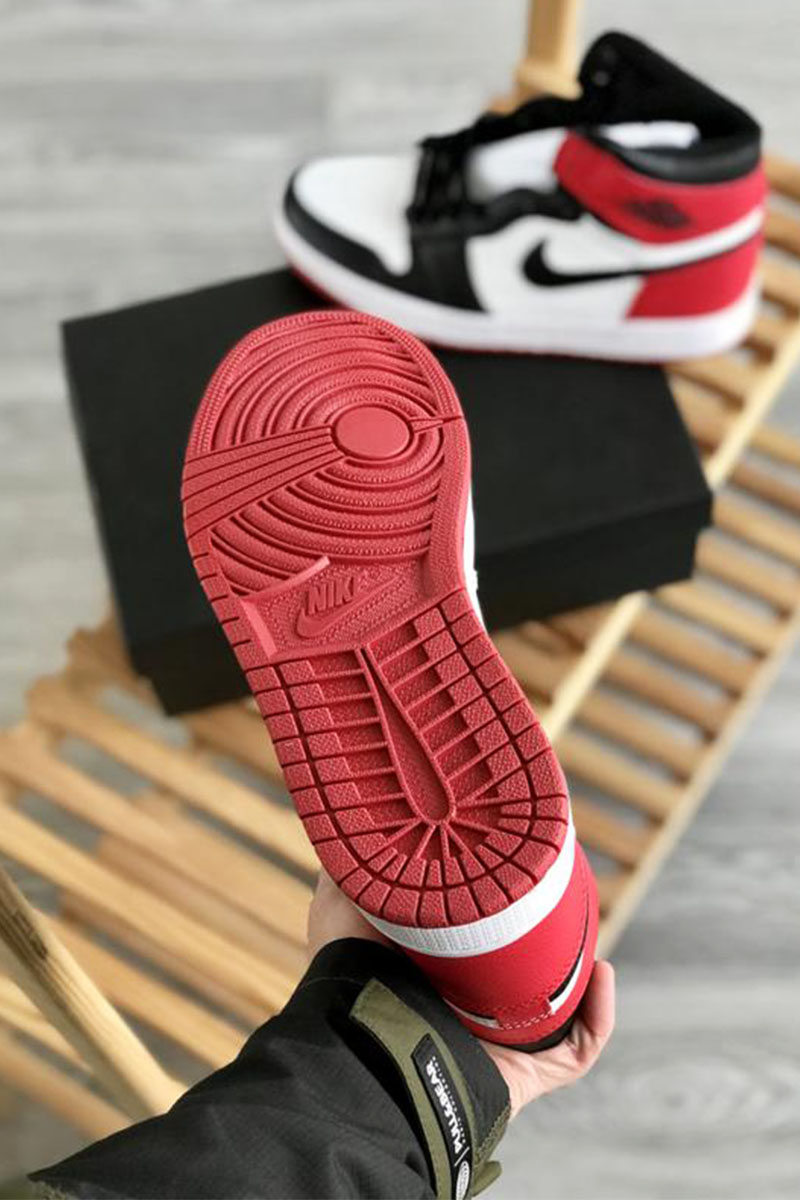 Aj1 black red white best sale