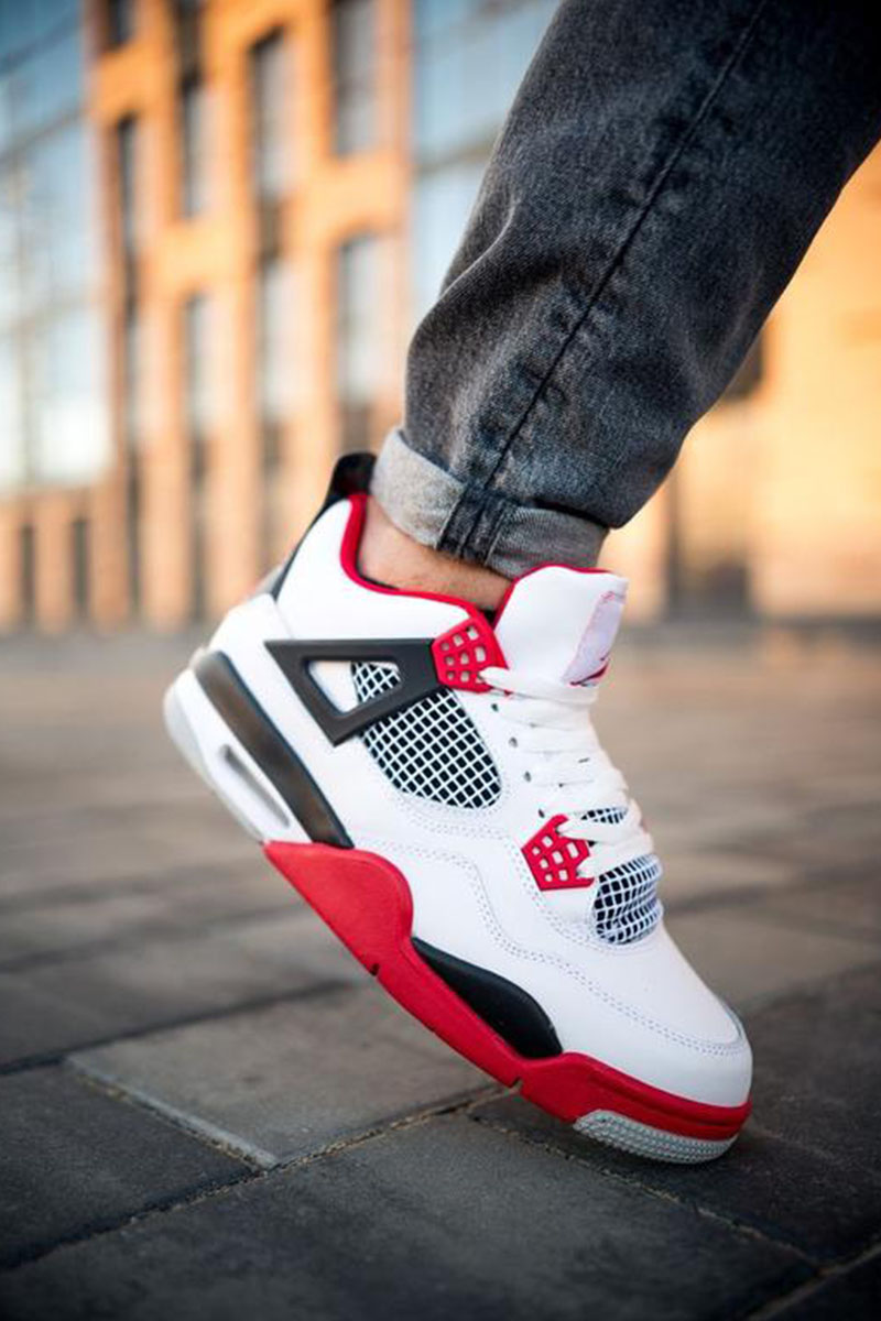Nike Кроссовки AJ4 Retro "Fire Red"