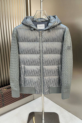 Вязаная куртка серого цвета monogram