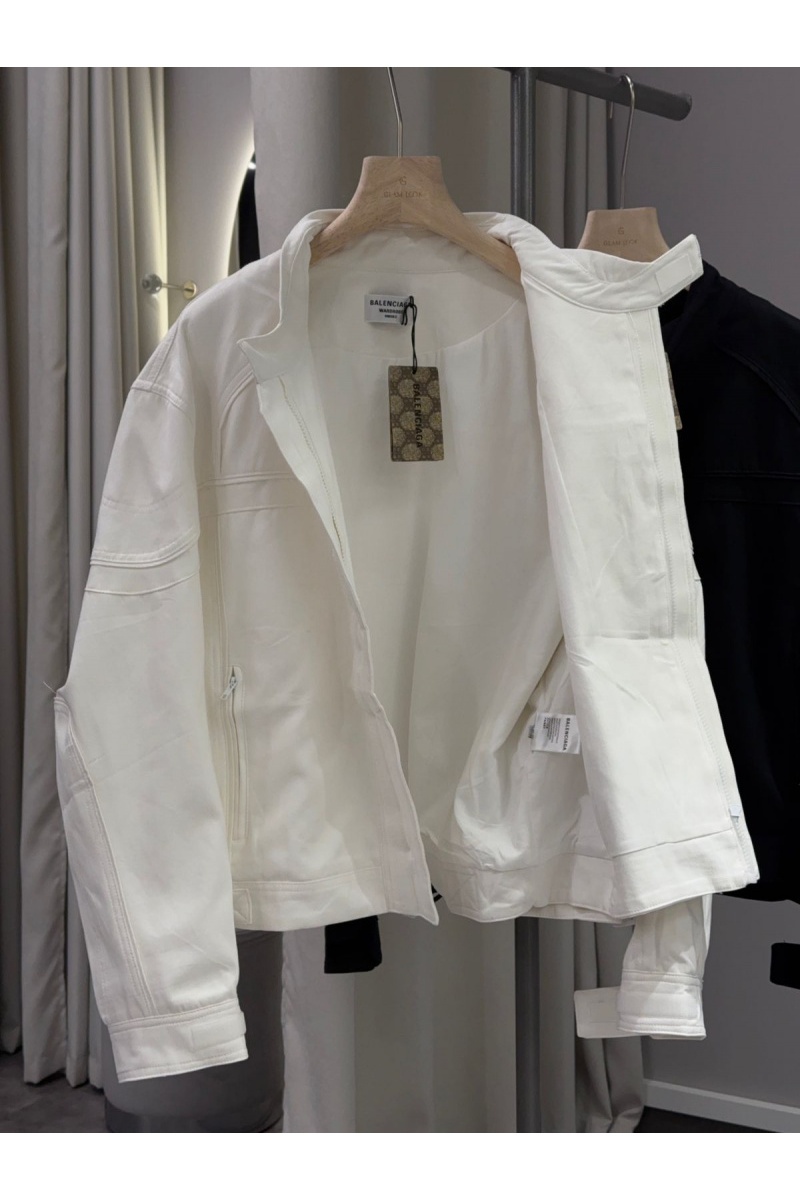 Balenciaga Женская куртка белого цвета 