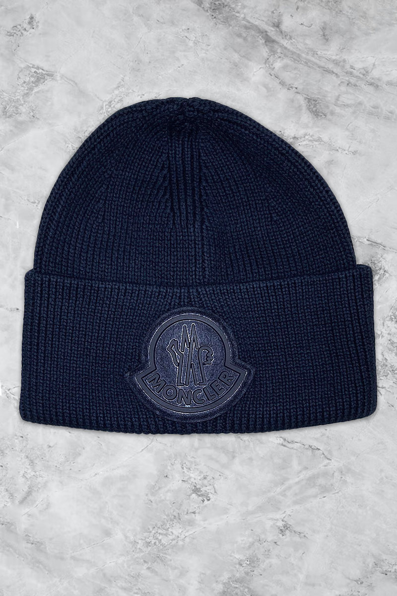 Moncler Мужская шапка тёмно-синего цвета logo-patch