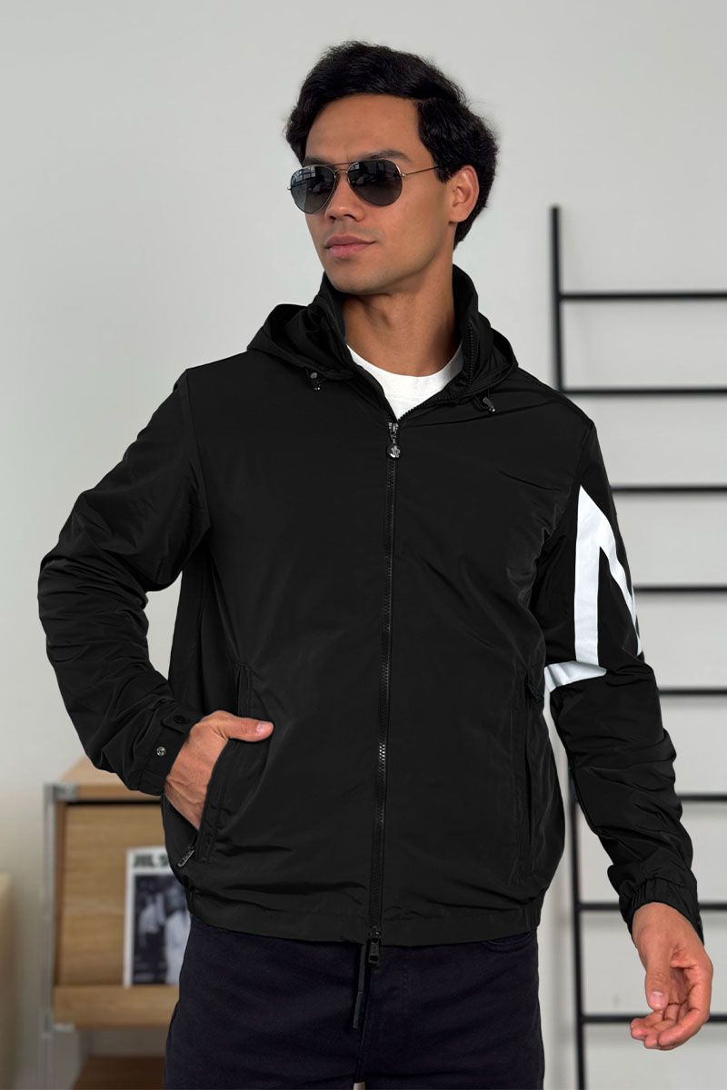 Moncler Мужская чёрная ветровка Fetuque