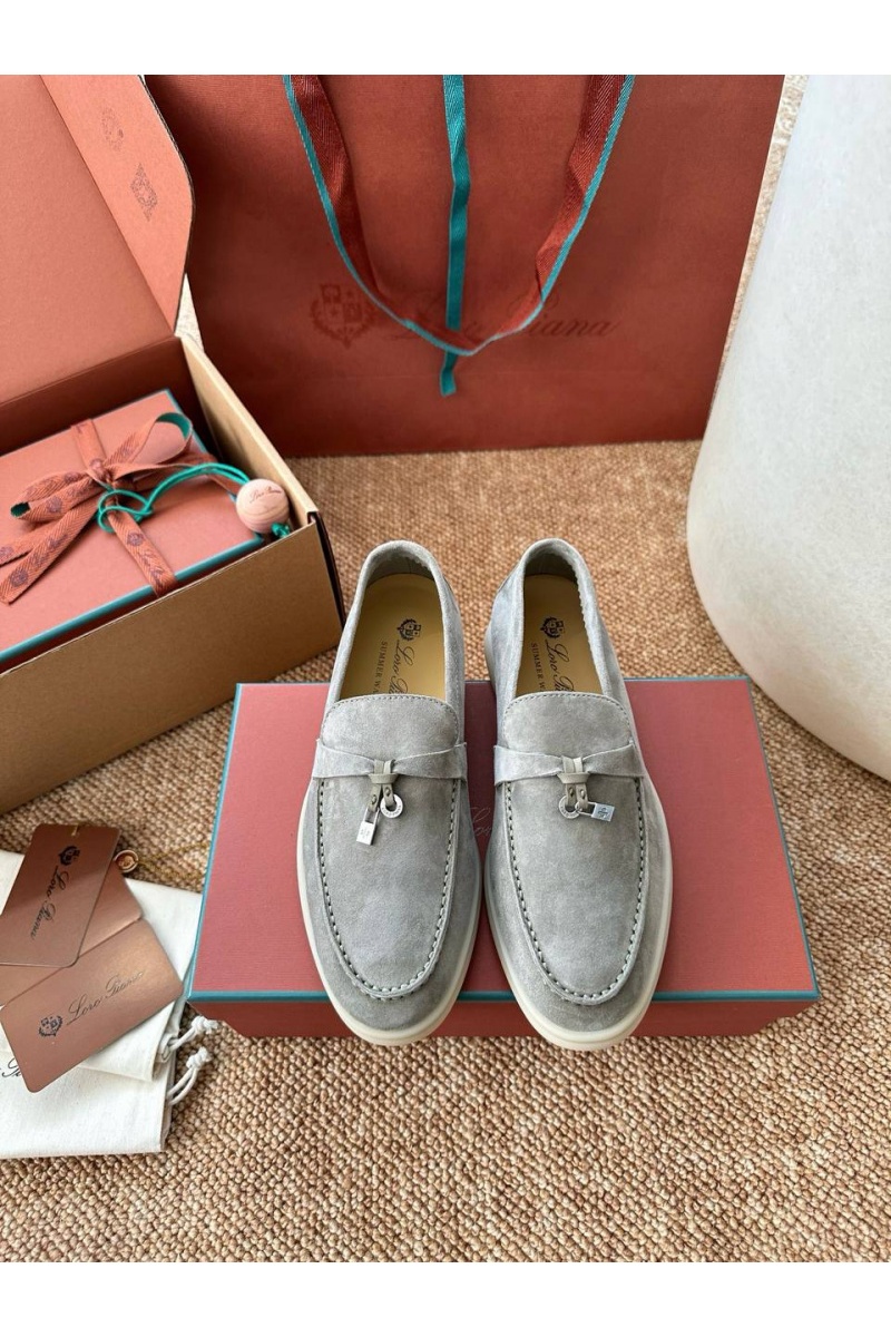 Loro Piana Женские замшевые лоферы Summer Charms Walk premium
