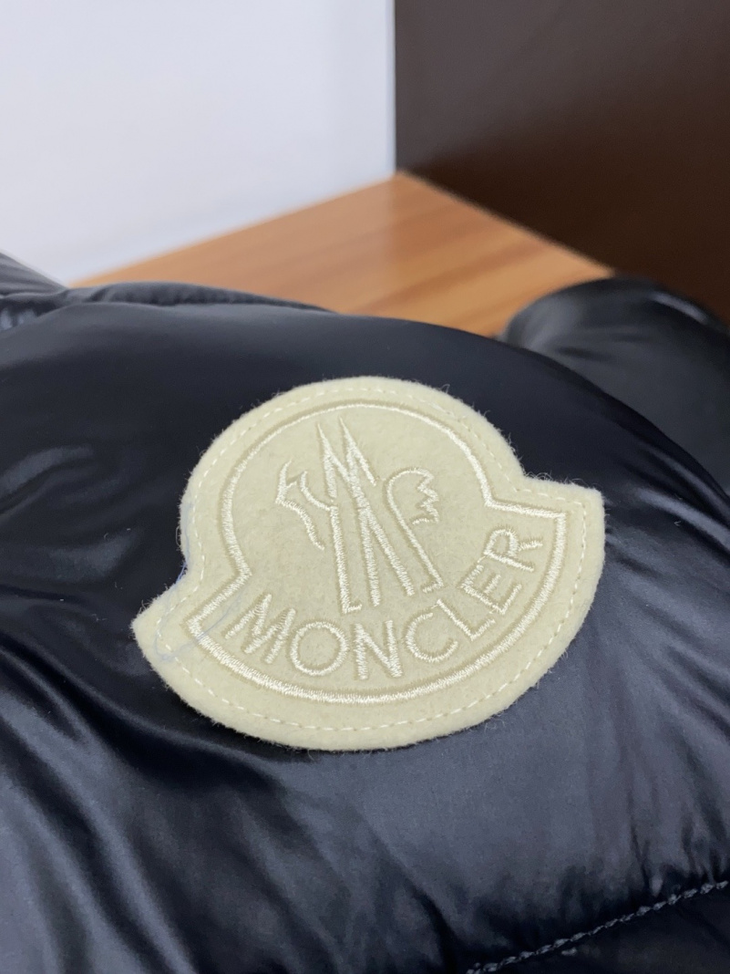 Moncler Утеплённый жилет Sumido - Black