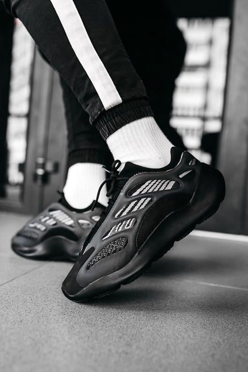 Adidas Кроссовки Yeezy Boost 700 V3 "Alvah"