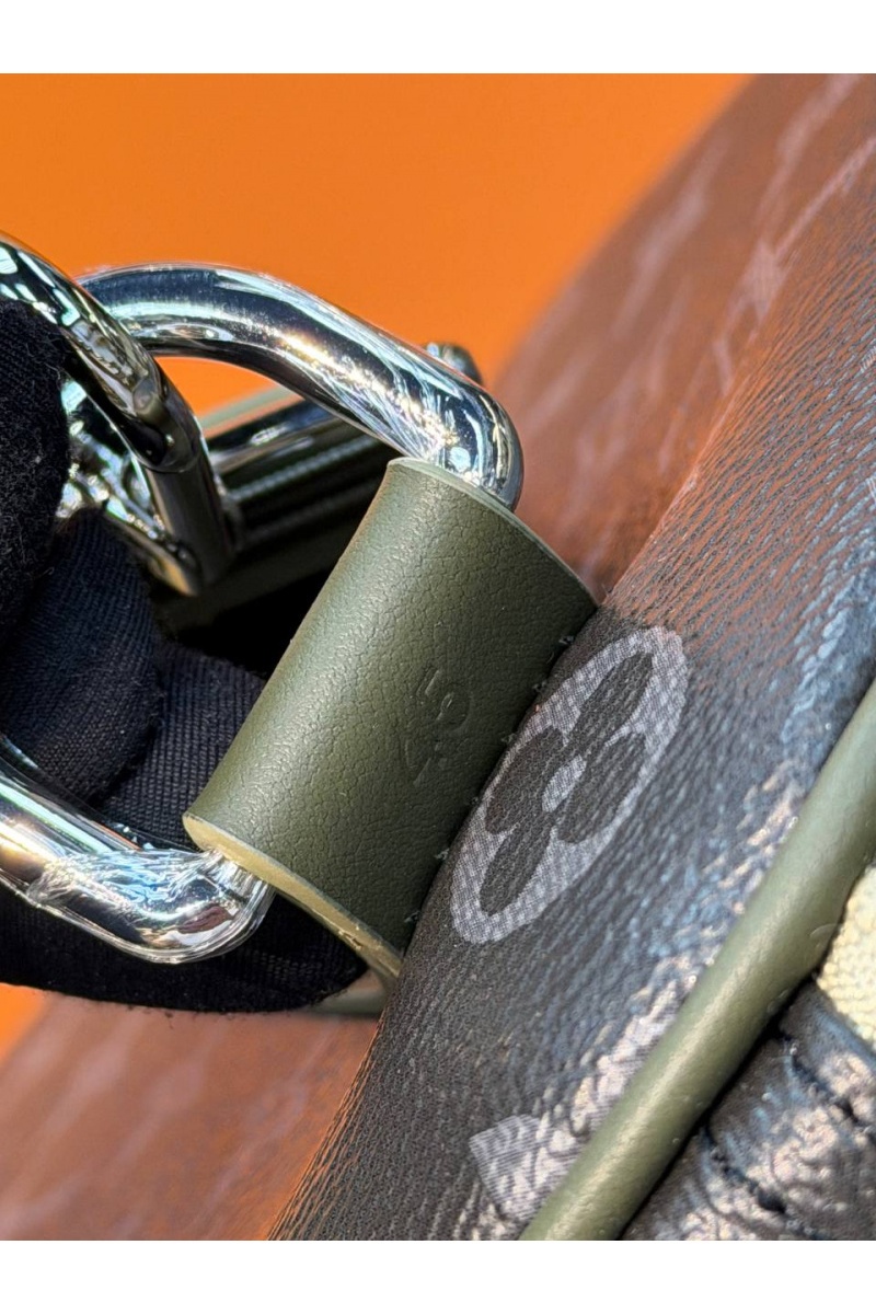 Lоuis Vuittоn Кожаная дорожная сумка Keepall Bandouliere premium 50x28x22 см