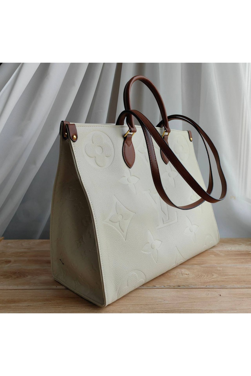 Lоuis Vuittоn Кожаная сумка Onthego GM 40x32 см - White / Brown