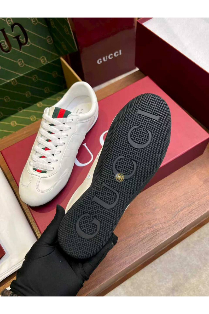 Gucci Женские кожаные кроссовки GG Shift premium
