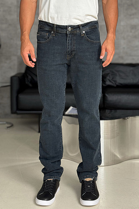 Мужские тёмно-синие джинсы 
