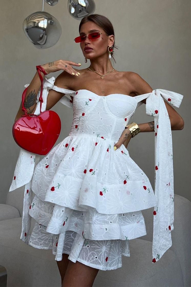 Yves Saint Laurent Белое женское платье 