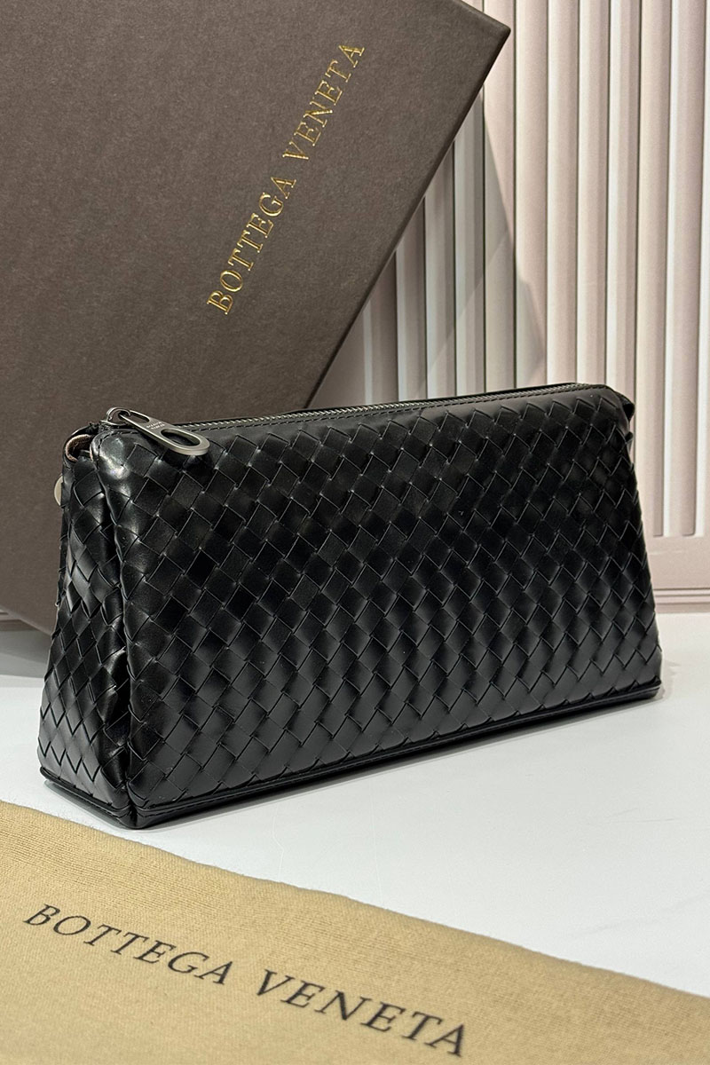 Bottega Veneta Кожаная сумка Intreccio premium 26x14x8 см