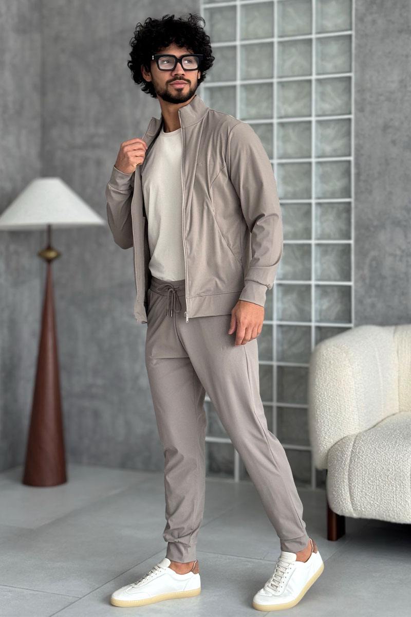 Hugо Воss Кофта на молнии бежевого цвета