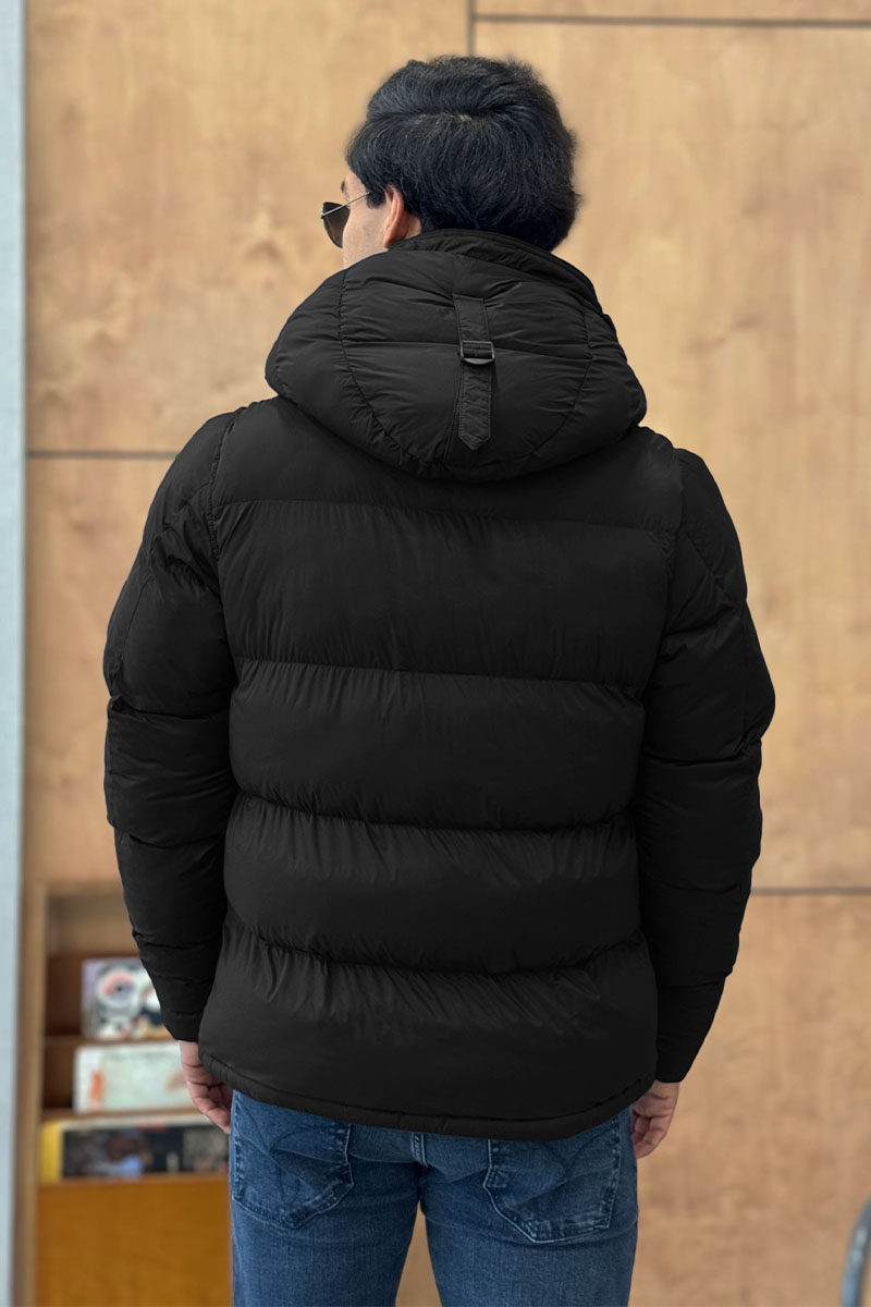 Burberry Чёрная куртка со съёмными рукавами Lockwell logo-patch