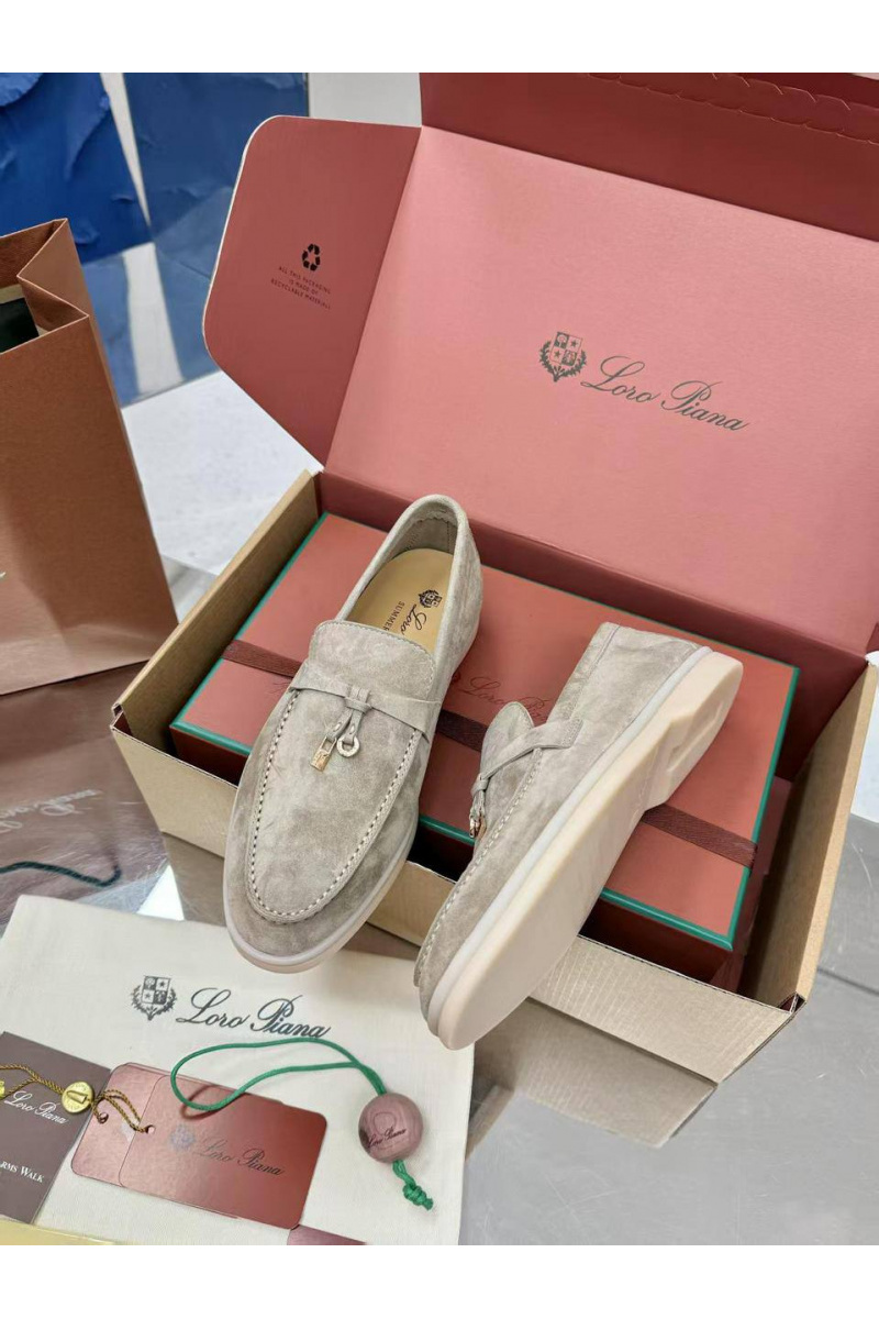 Loro Piana Женские замшевые лоферы Summer Charms Walk premium