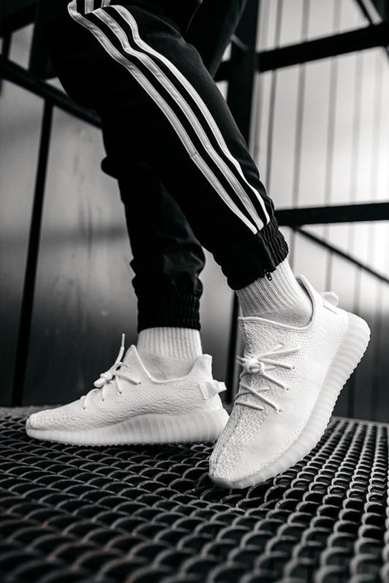 Adidas boost 350 outlet v2 white