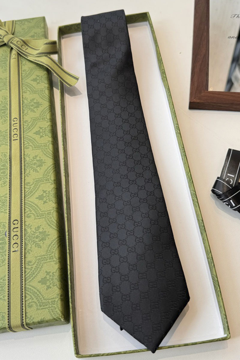 Gucci Галстук GG Monogram premium 146x7 см - Black