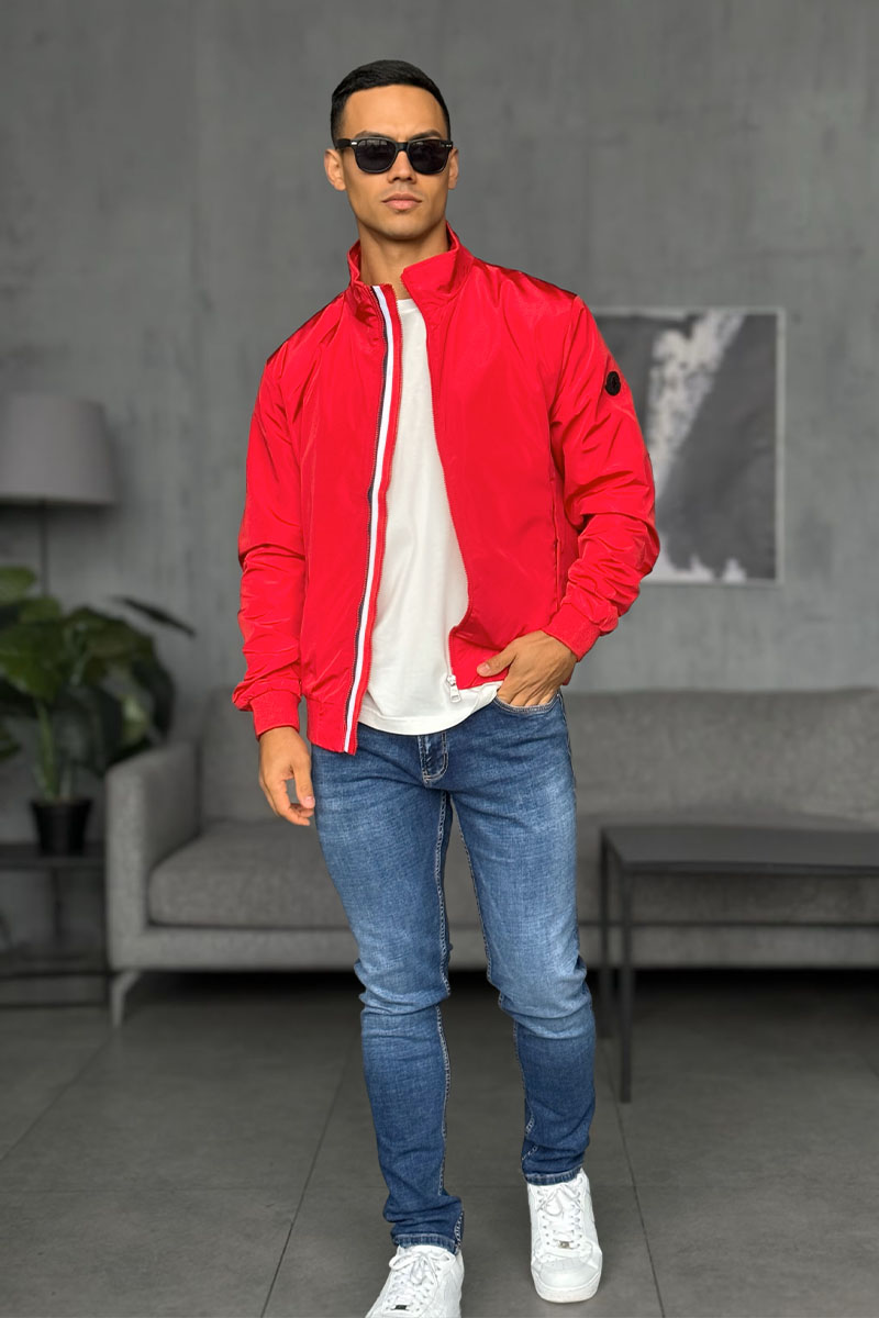 Moncler Мужская ветровка красного цвета logo-patch