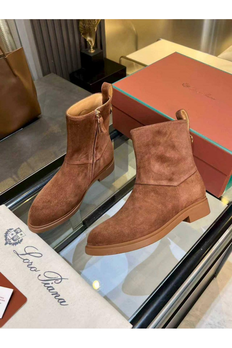 Loro Piana Женские замшевые сапоги 