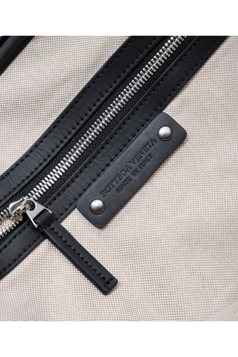 Bottega Veneta Кожаный портфель Premium 39x29x9 см