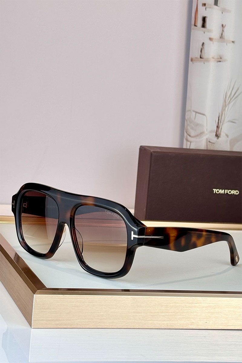 Tom Ford Солнцезащитные очки Icon 