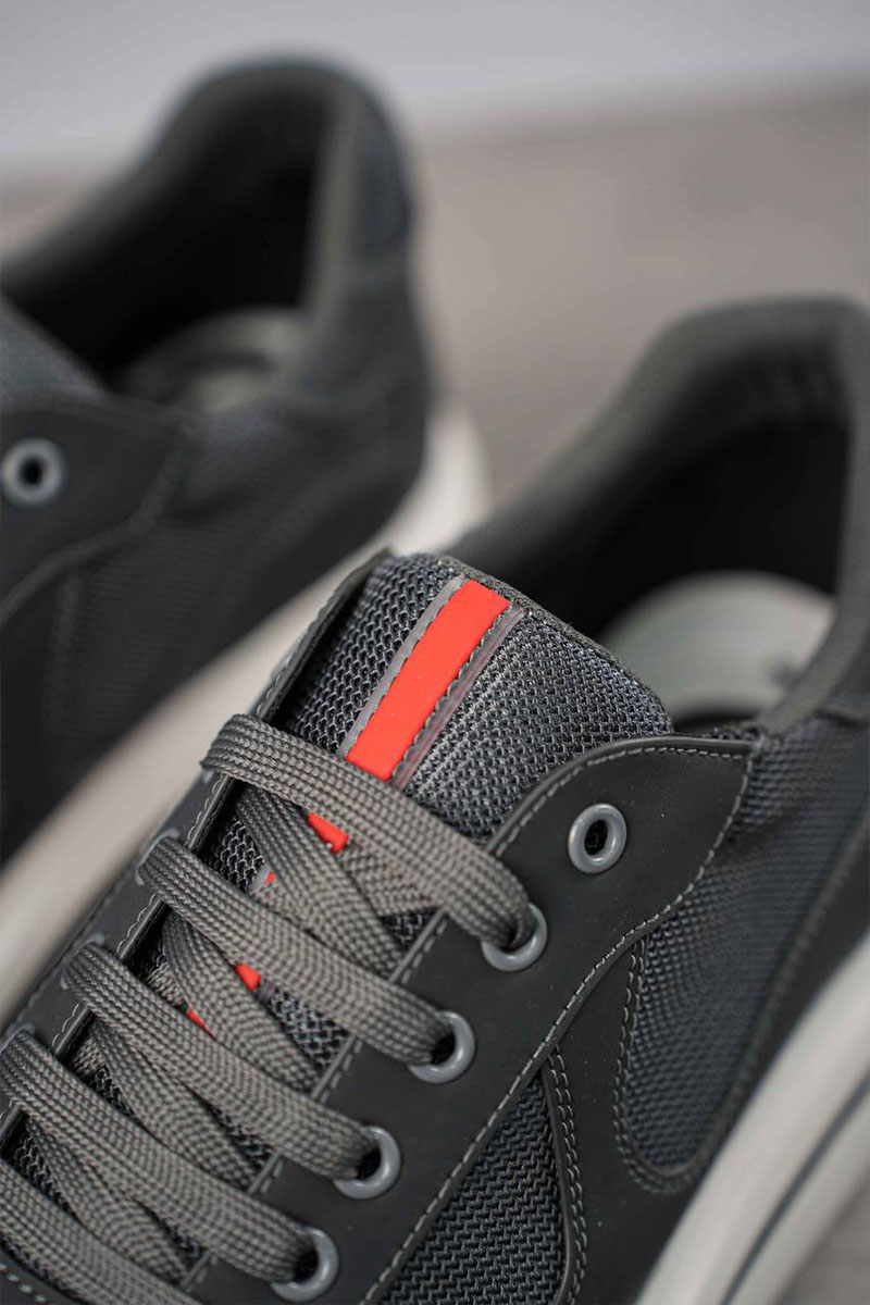 Prada Комбинированные кроссовки logo-stripe - Grey