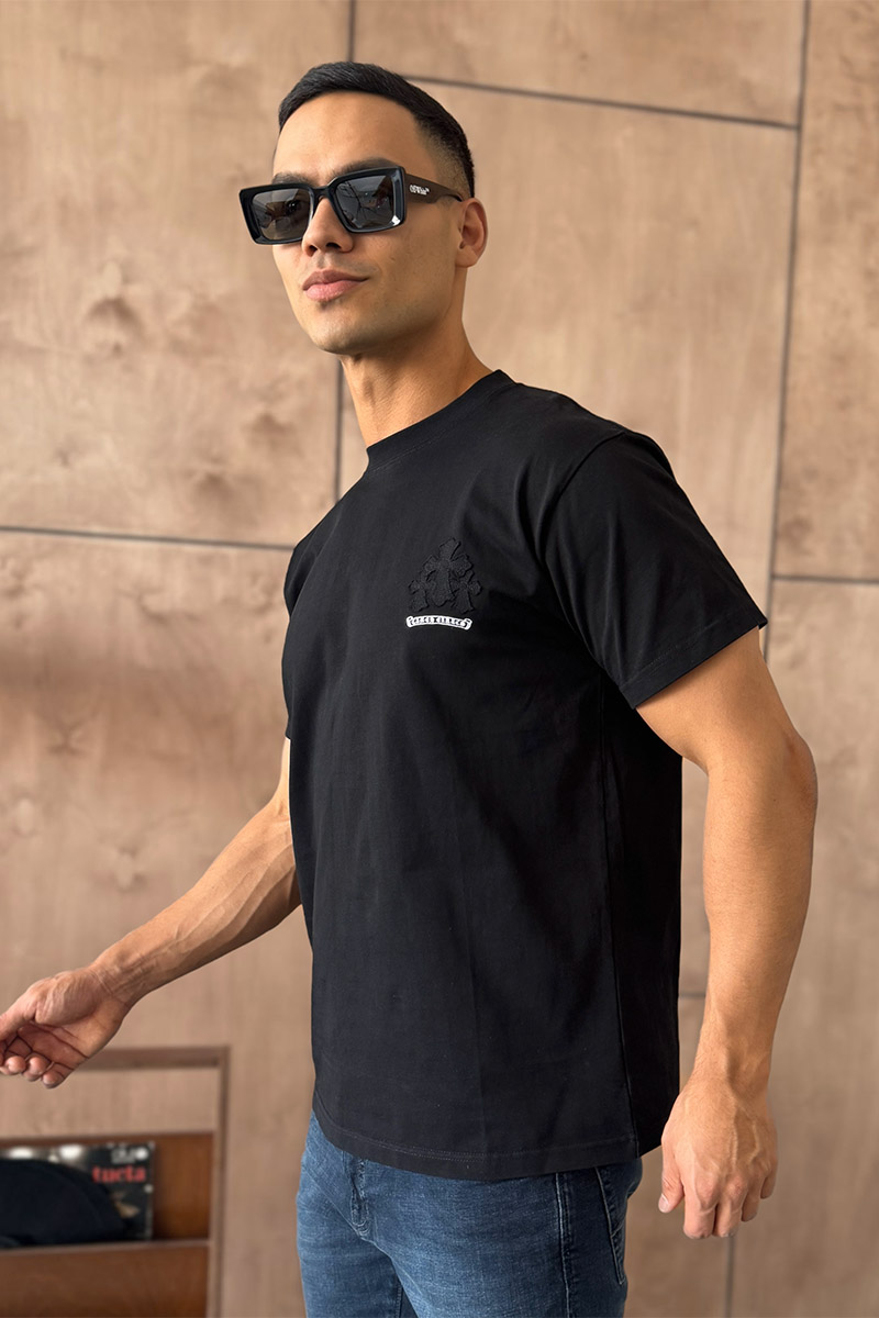 Designer Clothing Чёрная оверсайз футболка Gothic logo