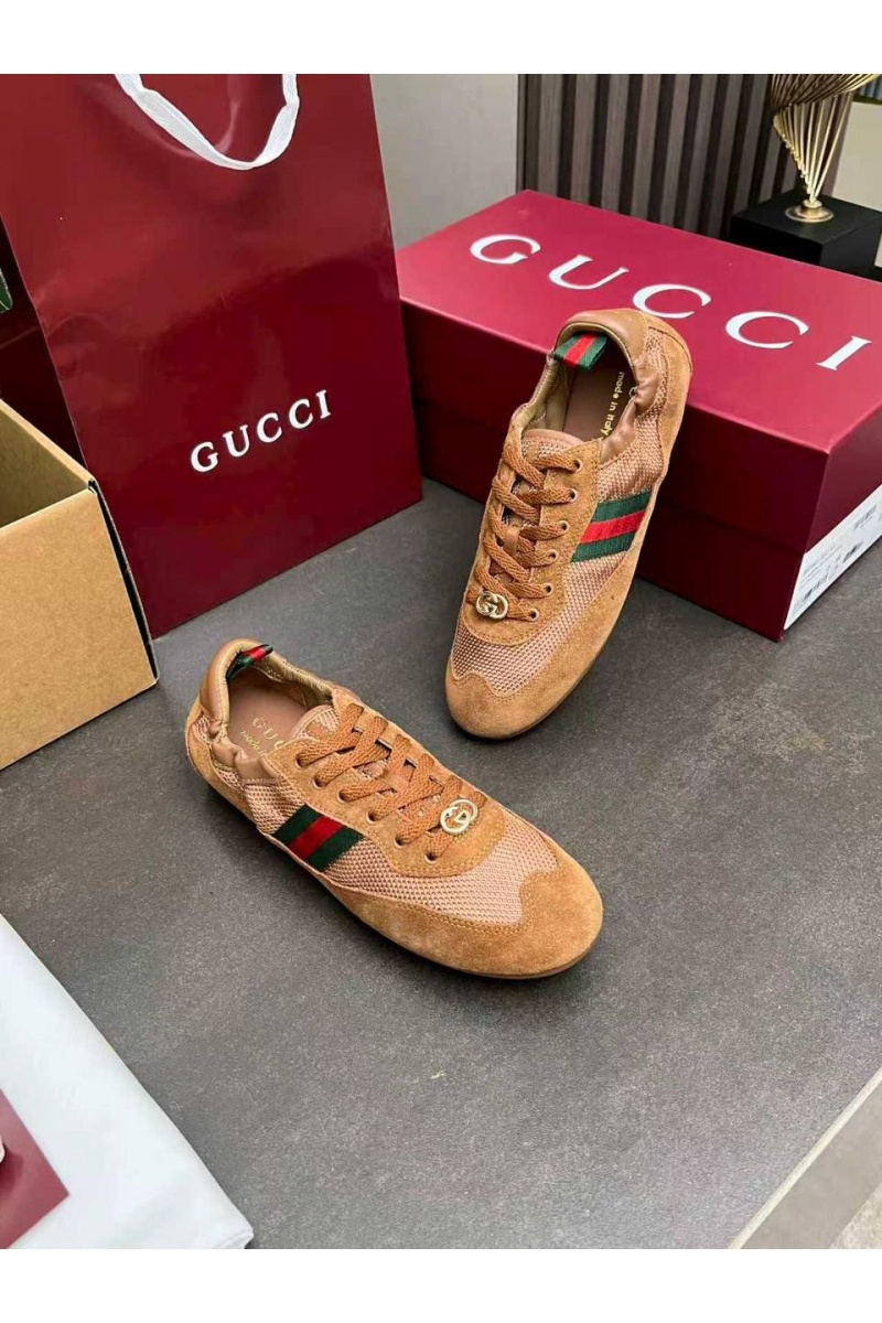 Gucci Женские кроссовки GG Shift premium