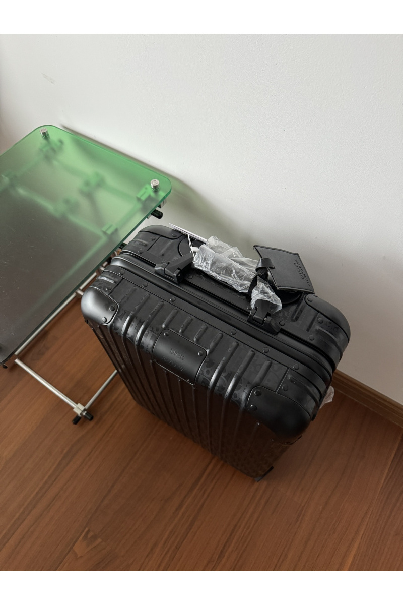 Rimowa Чемодан Aluminum S Premium 53x37x22 см