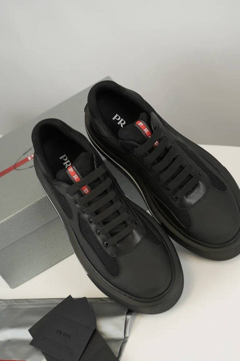 Prada Комбинированные кроссовки logo-stripe - Black