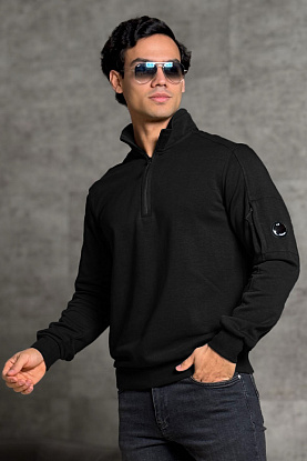 Чёрная кофта lens-detail 