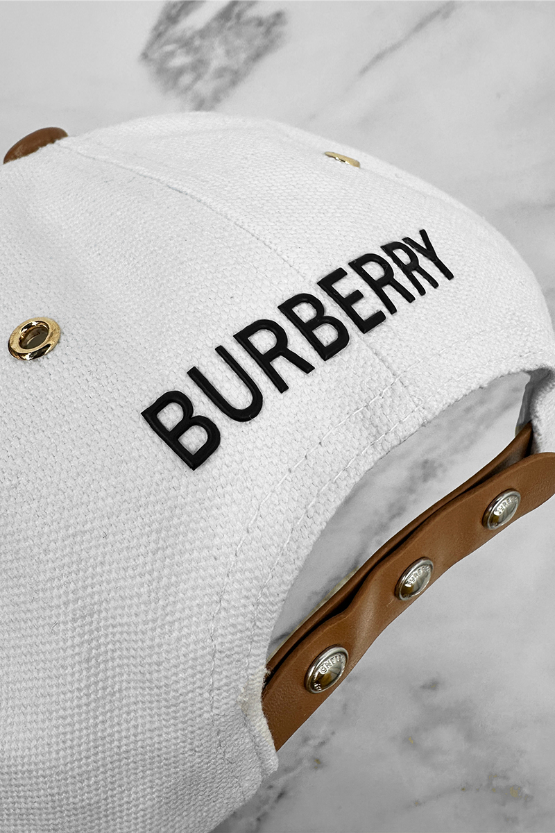Burberry Бейсболка белого цвета logo-applique