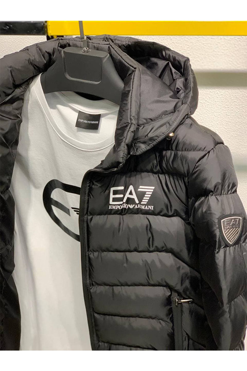 Emporio Armani EA7 Мужская чёрная куртка